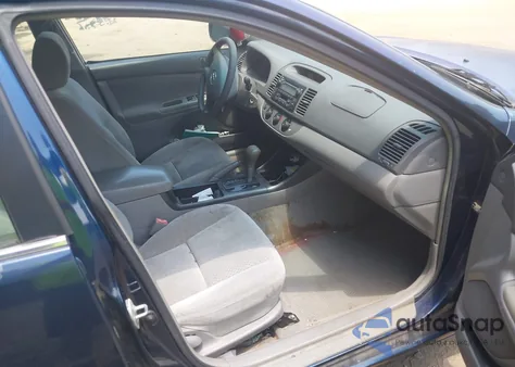 2003 Toyota Camry Le из США, поврежденный, VIN 4T1BE32K73U658112